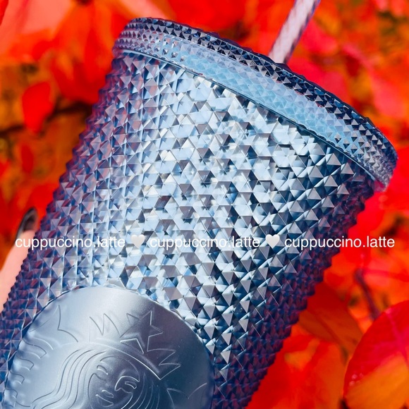 ✨NWT❄️Starbucks 2023 Blue Silver Icicle Ombre Bling Studded Venti Tumbler - Picture 4 of 7